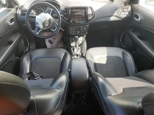 3C4NJDBB6KT704153 2019 JEEP COMPASS - Image 8