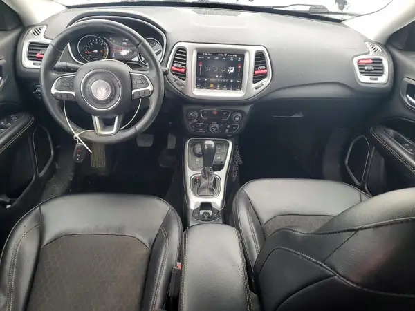 3C4NJDBB6KT713581 2019 JEEP COMPASS - Image 8