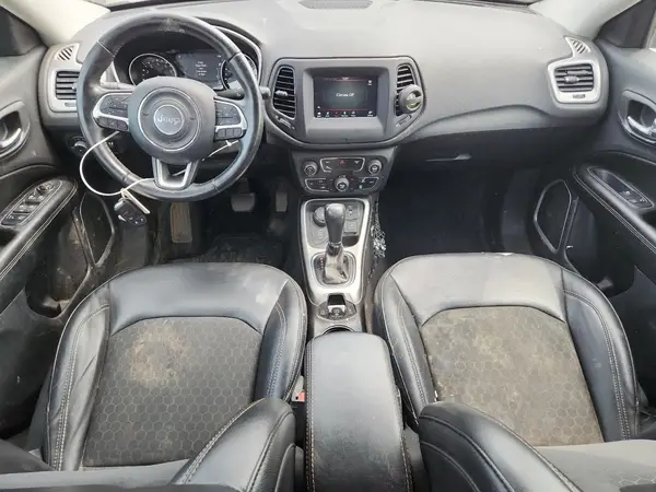 3C4NJDBB6KT713855 2019 JEEP COMPASS - Image 8