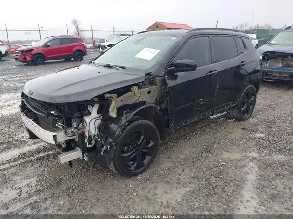 3C4NJDBB6KT723866 2019 JEEP COMPASS - Image 2