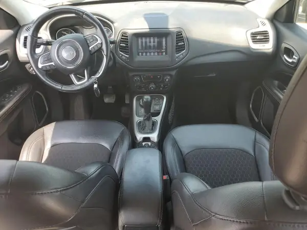3C4NJDBB6KT724189 2019 JEEP COMPASS - Image 8