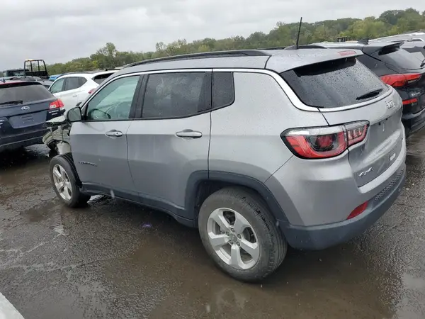3C4NJDBB6KT760870 2019 JEEP COMPASS - Image 2