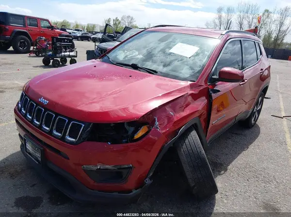 3C4NJDBB6KT768063 2019 JEEP COMPASS - Image 2