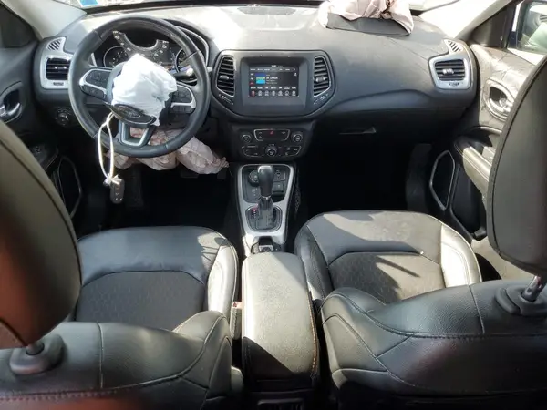 3C4NJDBB6KT786580 2019 JEEP COMPASS - Image 8