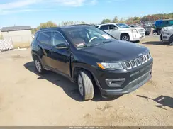 3C4NJDBB6KT792301 2019 JEEP COMPASS