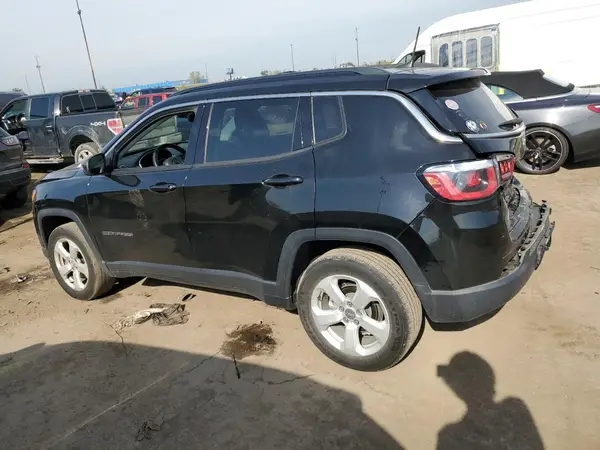 3C4NJDBB6KT792606 2019 JEEP COMPASS - Image 2