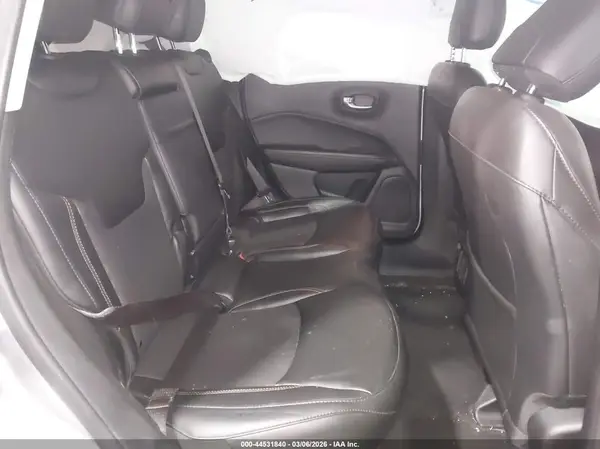 3C4NJDBB6KT806889 2019 JEEP COMPASS - Image 8