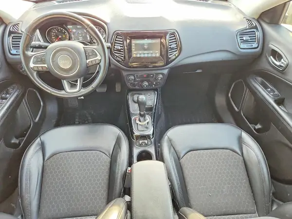 3C4NJDBB6KT826835 2019 JEEP COMPASS - Image 8