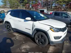 3C4NJDBB6KT836247 2019 JEEP COMPASS
