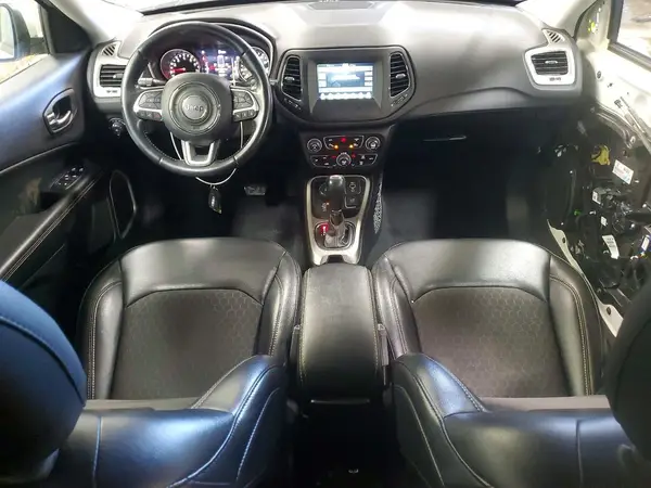 3C4NJDBB6KT840380 2019 JEEP COMPASS - Image 8