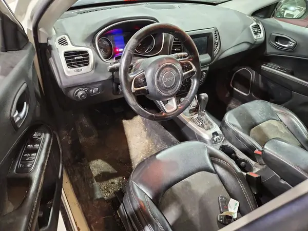 3C4NJDBB6KT849595 2019 JEEP COMPASS - Image 8