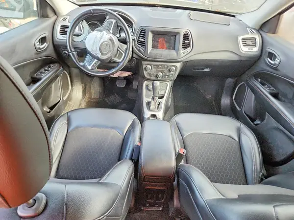 3C4NJDBB6KT849662 2019 JEEP COMPASS - Image 8