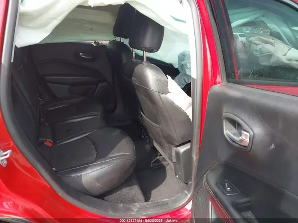 3C4NJDBB6KT849953 2019 JEEP COMPASS - Image 8