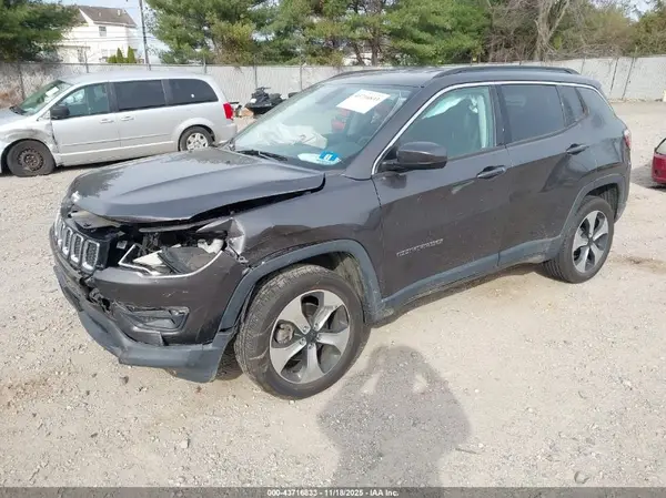 3C4NJDBB6LT112348 2020 JEEP COMPASS - Image 2