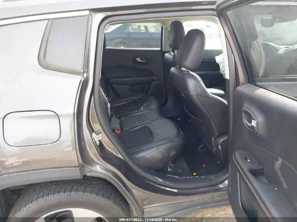 3C4NJDBB6LT112348 2020 JEEP COMPASS - Image 8