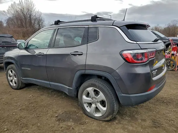 3C4NJDBB6LT112379 2020 JEEP COMPASS - Image 2