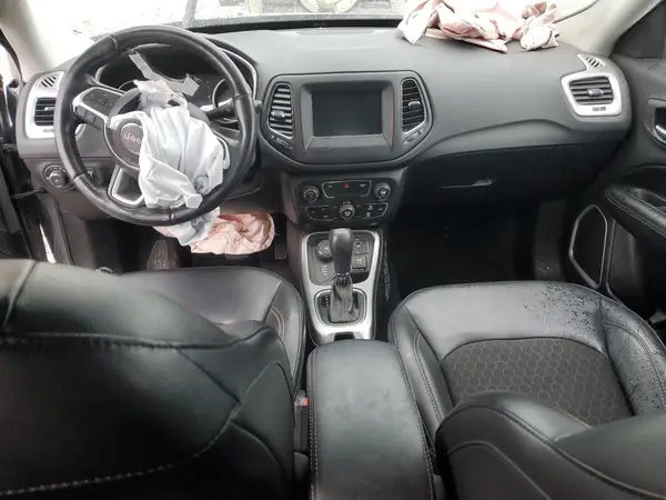3C4NJDBB6LT117095 2020 JEEP COMPASS - Image 8