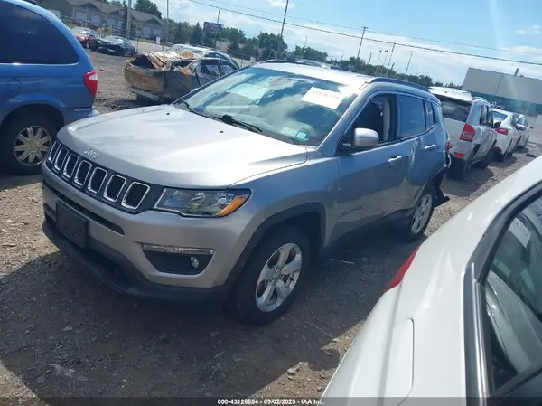 3C4NJDBB6LT125861 2020 JEEP COMPASS - Image 2