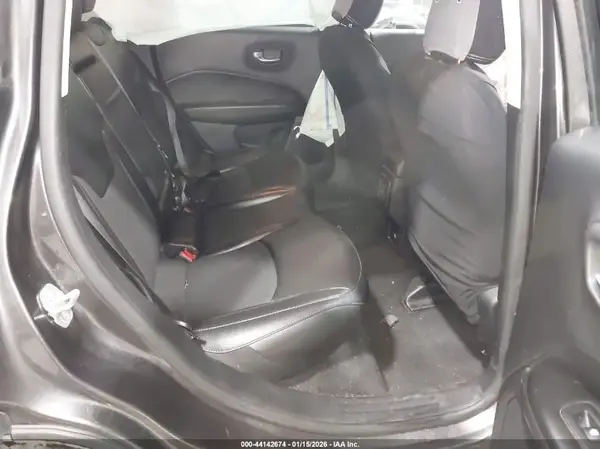 3C4NJDBB6LT139601 2020 JEEP COMPASS - Image 8