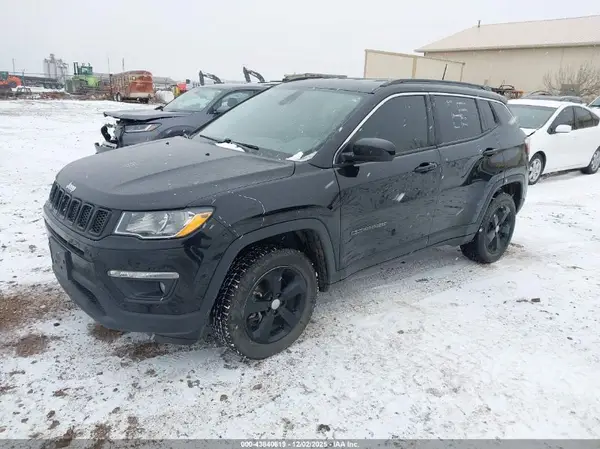3C4NJDBB6LT143146 2020 JEEP COMPASS - Image 2