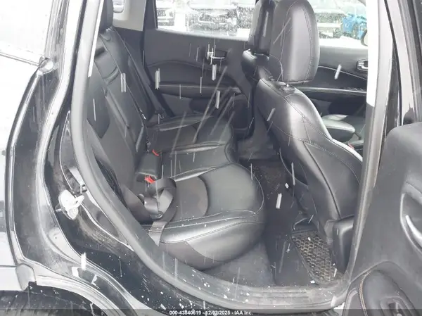 3C4NJDBB6LT143146 2020 JEEP COMPASS - Image 8