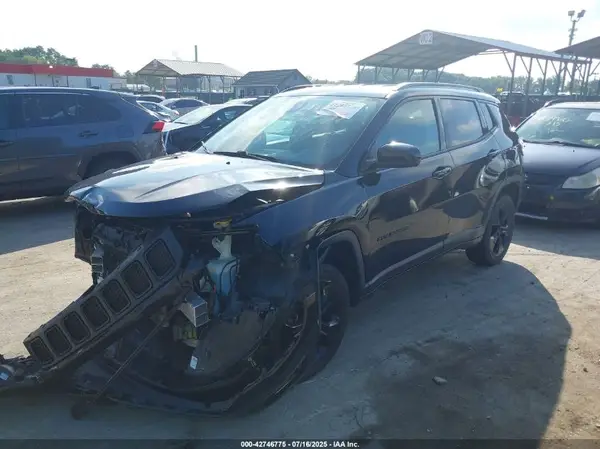 3C4NJDBB6LT153708 2020 JEEP COMPASS - Image 2