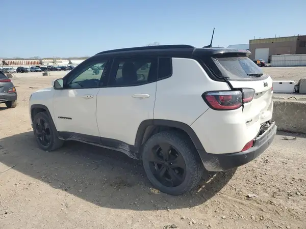 3C4NJDBB6LT157600 2020 JEEP COMPASS - Image 2