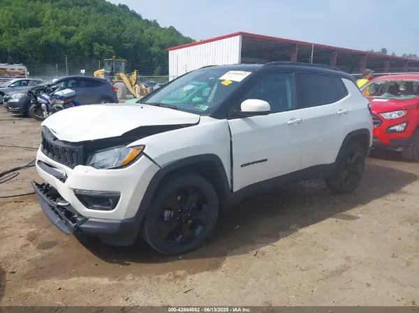 3C4NJDBB6LT157841 2020 JEEP COMPASS - Image 2