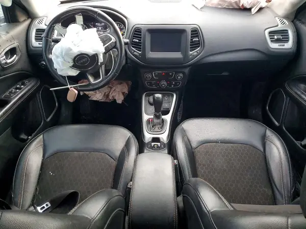 3C4NJDBB6LT160514 2020 JEEP COMPASS - Image 8