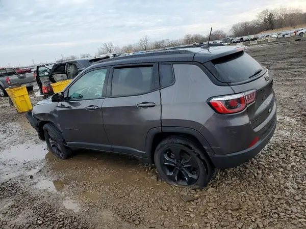 3C4NJDBB6LT165406 2020 JEEP COMPASS - Image 2