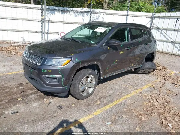 3C4NJDBB6LT168788 2020 JEEP COMPASS - Image 2