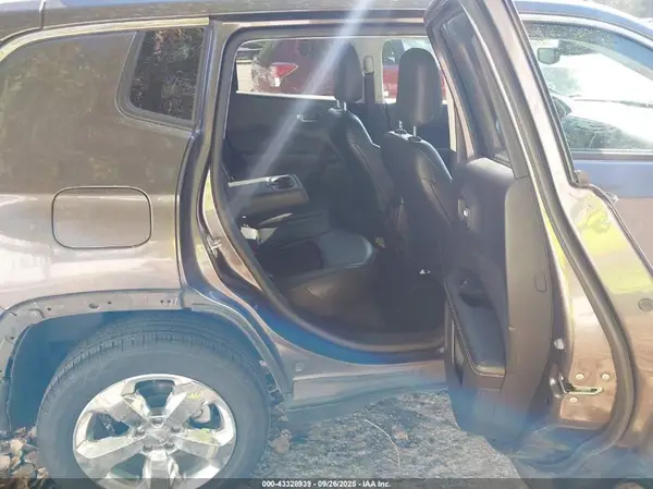 3C4NJDBB6LT168788 2020 JEEP COMPASS - Image 8