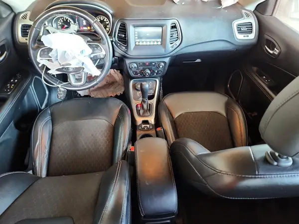 3C4NJDBB6LT175028 2020 JEEP COMPASS - Image 8