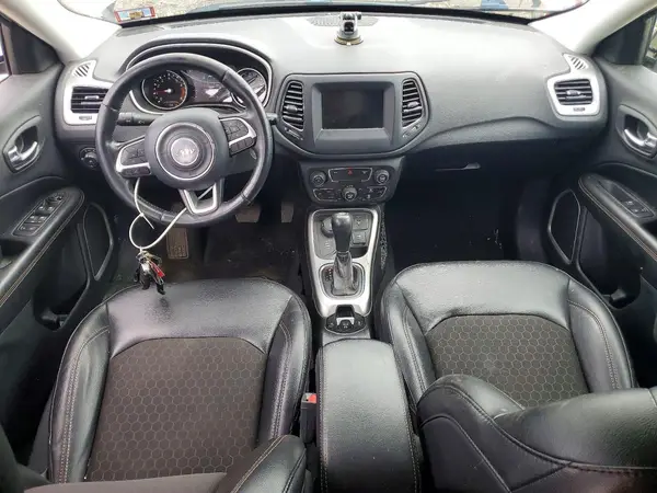 3C4NJDBB6LT217634 2020 JEEP COMPASS - Image 8