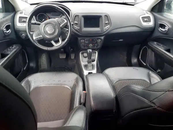 3C4NJDBB6LT223157 2020 JEEP COMPASS - Image 8