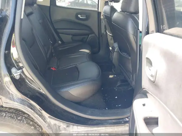 3C4NJDBB6LT228939 2020 JEEP COMPASS - Image 8