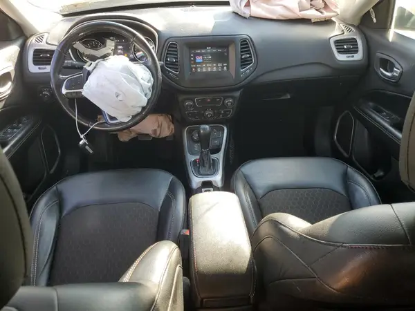 3C4NJDBB6LT234675 2020 JEEP COMPASS - Image 8