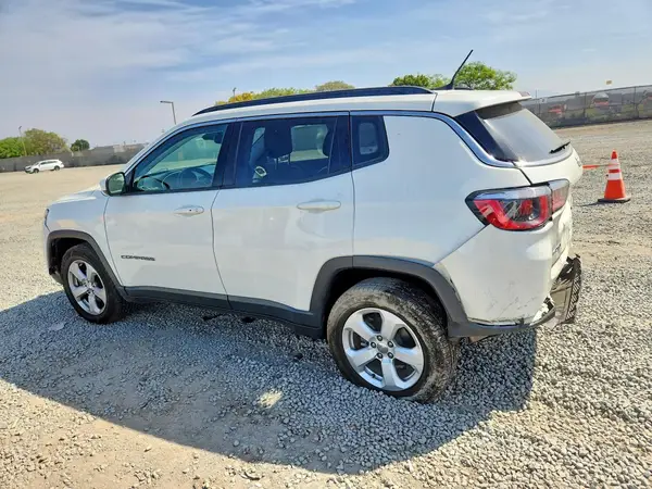 3C4NJDBB6LT236345 2020 JEEP COMPASS - Image 2