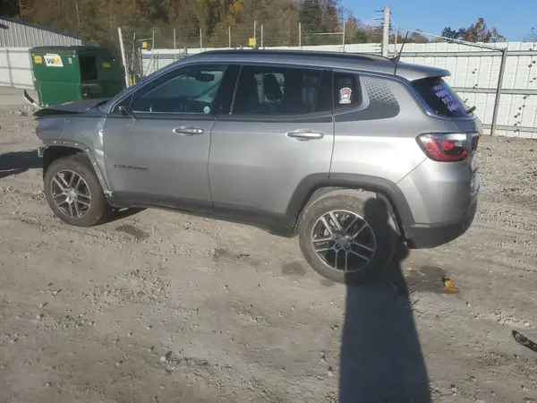 3C4NJDBB6LT255123 2020 JEEP COMPASS - Image 2