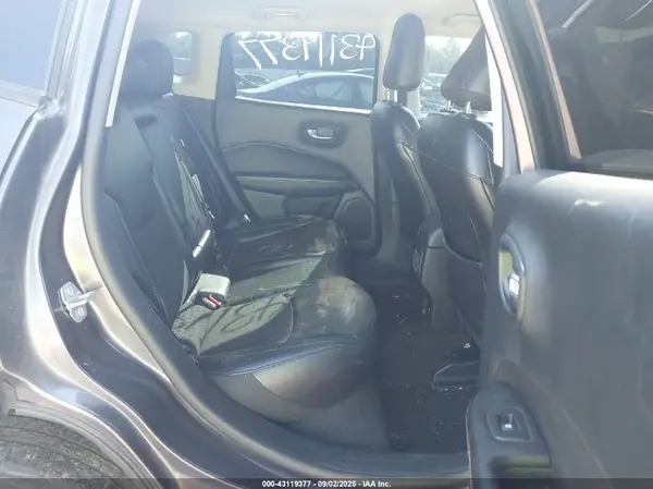 3C4NJDBB6LT255915 2020 JEEP COMPASS - Image 8