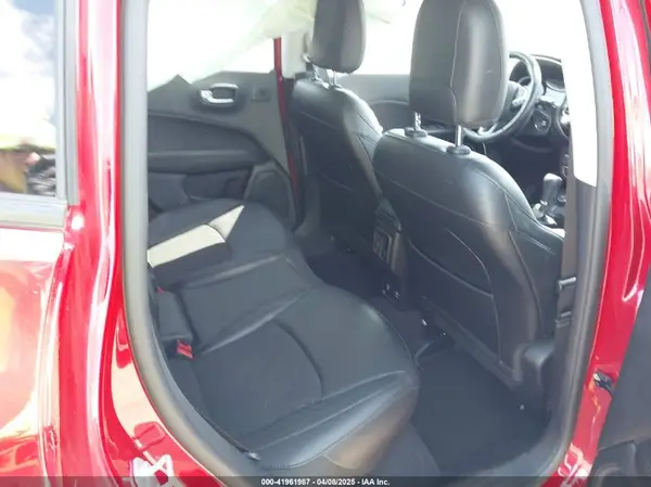 3C4NJDBB6MT509026 2021 JEEP COMPASS - Image 8
