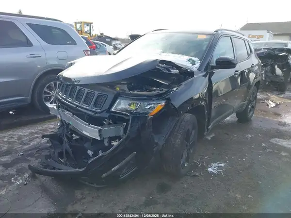 3C4NJDBB6MT525498 2021 JEEP COMPASS - Image 2
