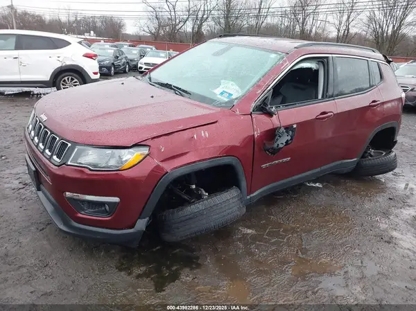 3C4NJDBB6MT540535 2021 JEEP COMPASS - Image 2