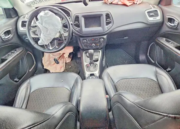 3C4NJDBB6MT546609 2021 JEEP COMPASS - Image 8