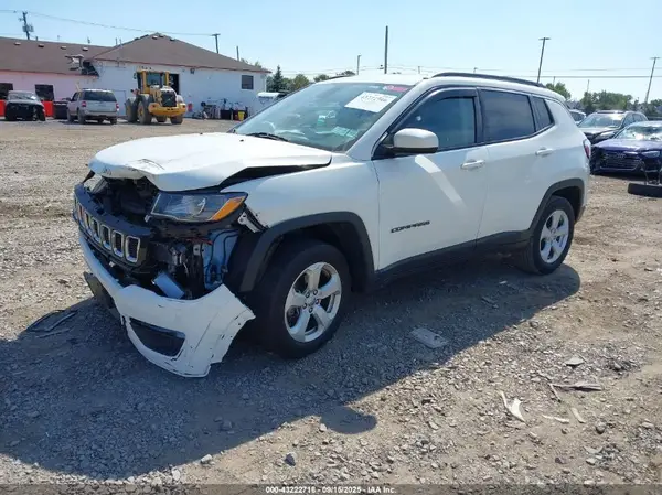 3C4NJDBB6MT557478 2021 JEEP COMPASS - Image 2