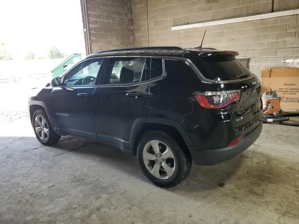 3C4NJDBB6MT562762 2021 JEEP COMPASS - Image 2
