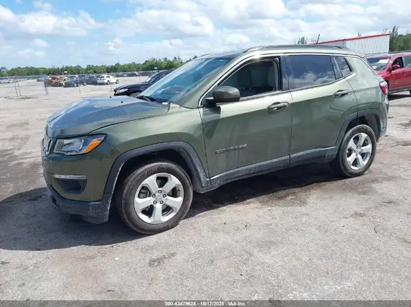 3C4NJDBB6MT589430 2021 JEEP COMPASS - Image 2