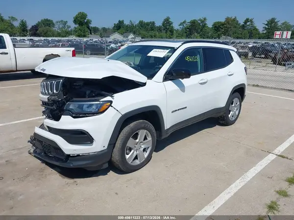 3C4NJDBB6NT128018 2022 JEEP COMPASS - Image 2