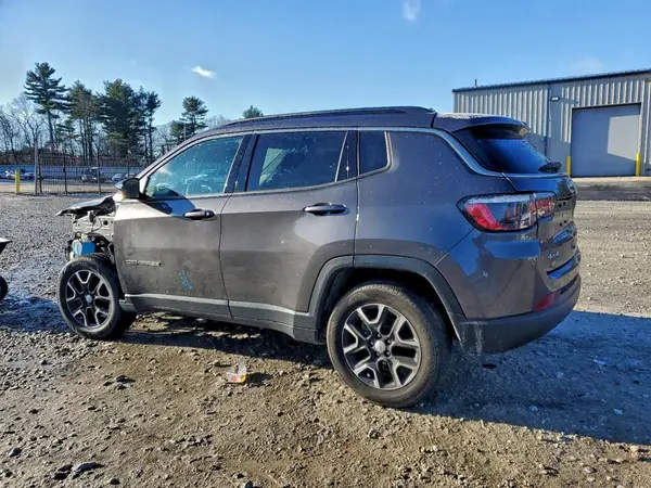 3C4NJDBB6NT130092 2022 JEEP COMPASS - Image 2