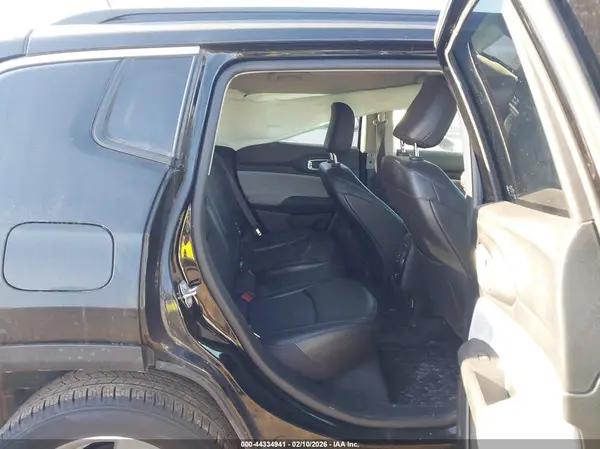 3C4NJDBB6NT176456 2022 JEEP COMPASS - Image 8